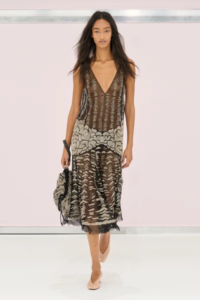 Look 3